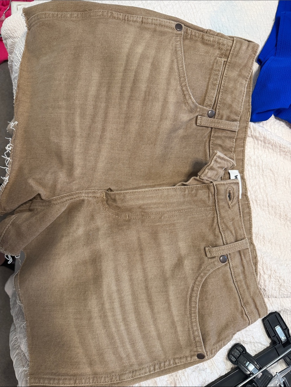 Khaki Wrangler Shorts